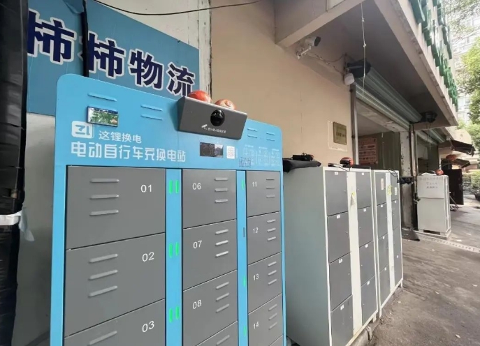 “动真碰硬”保安全，换电服务让骑手小哥“电力满格”!